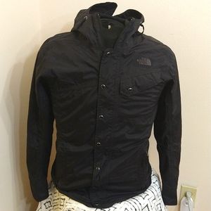 The North Face HyVent Plaid Windbreaker